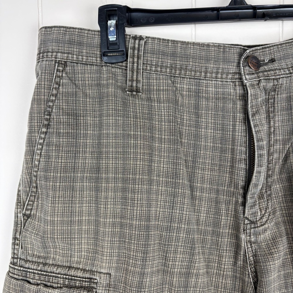 Kahala Sportswear Mens 36 Cargo Shorts Gray Khaki Plaid Flat Front Casual Pocket